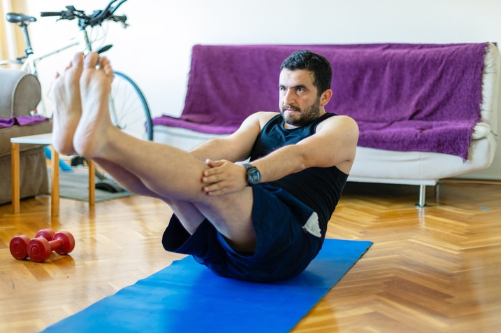 5-beneficios-entrenamiento-hiit-canalfarmaciaonline2-717x476-resize